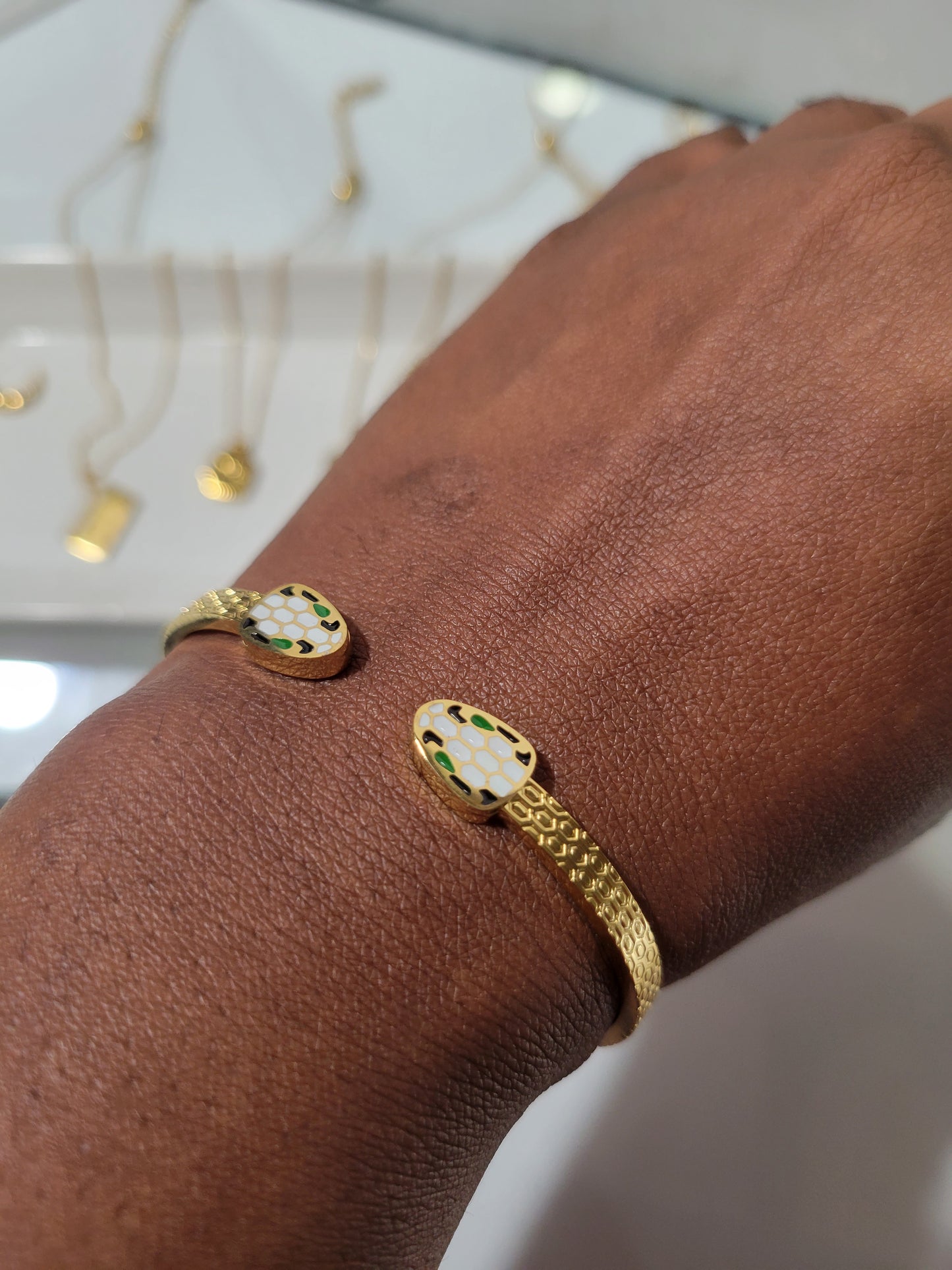 OPEN SNAKE CHARM BRACELET