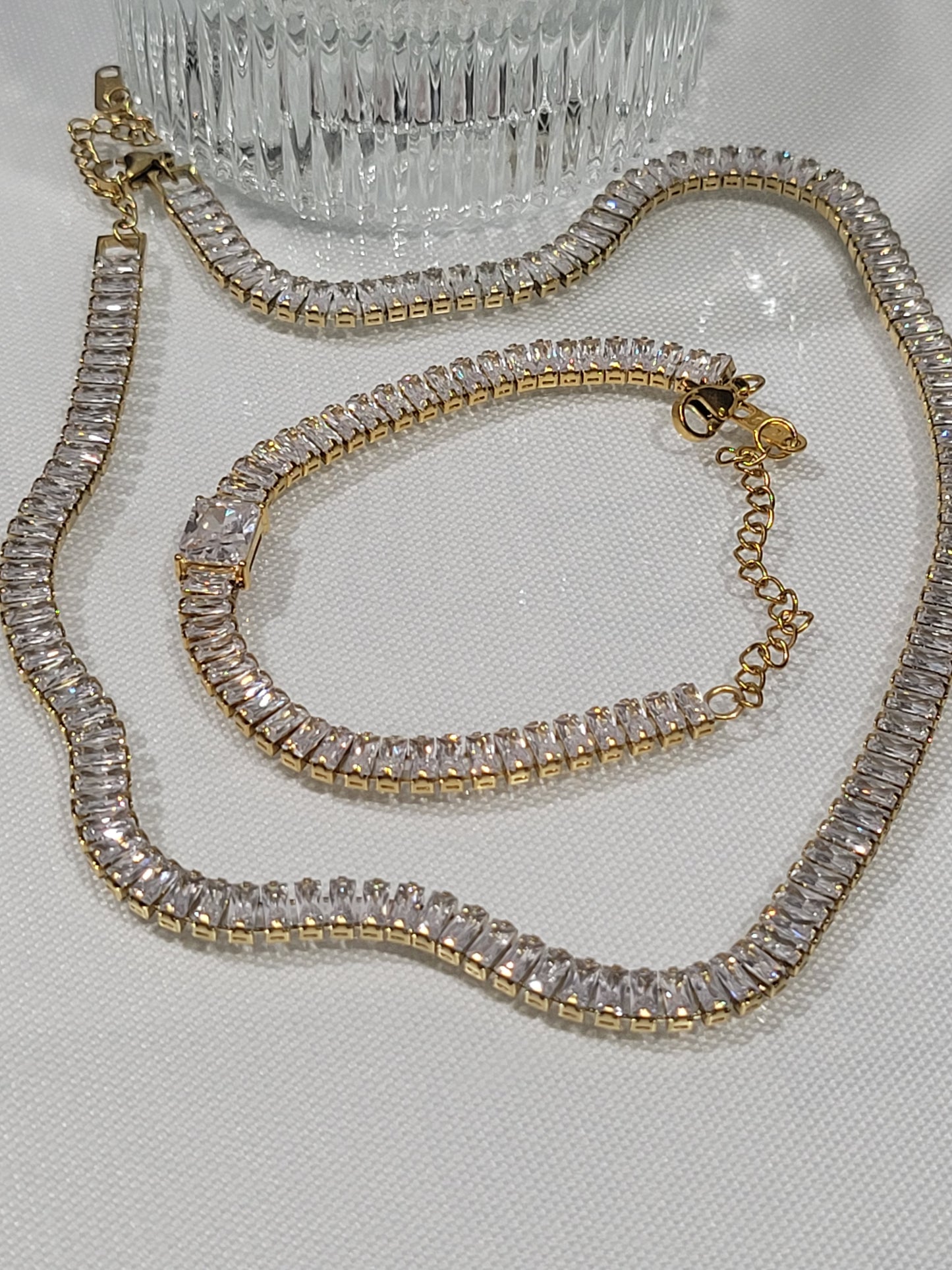 CUBIC CHAIN