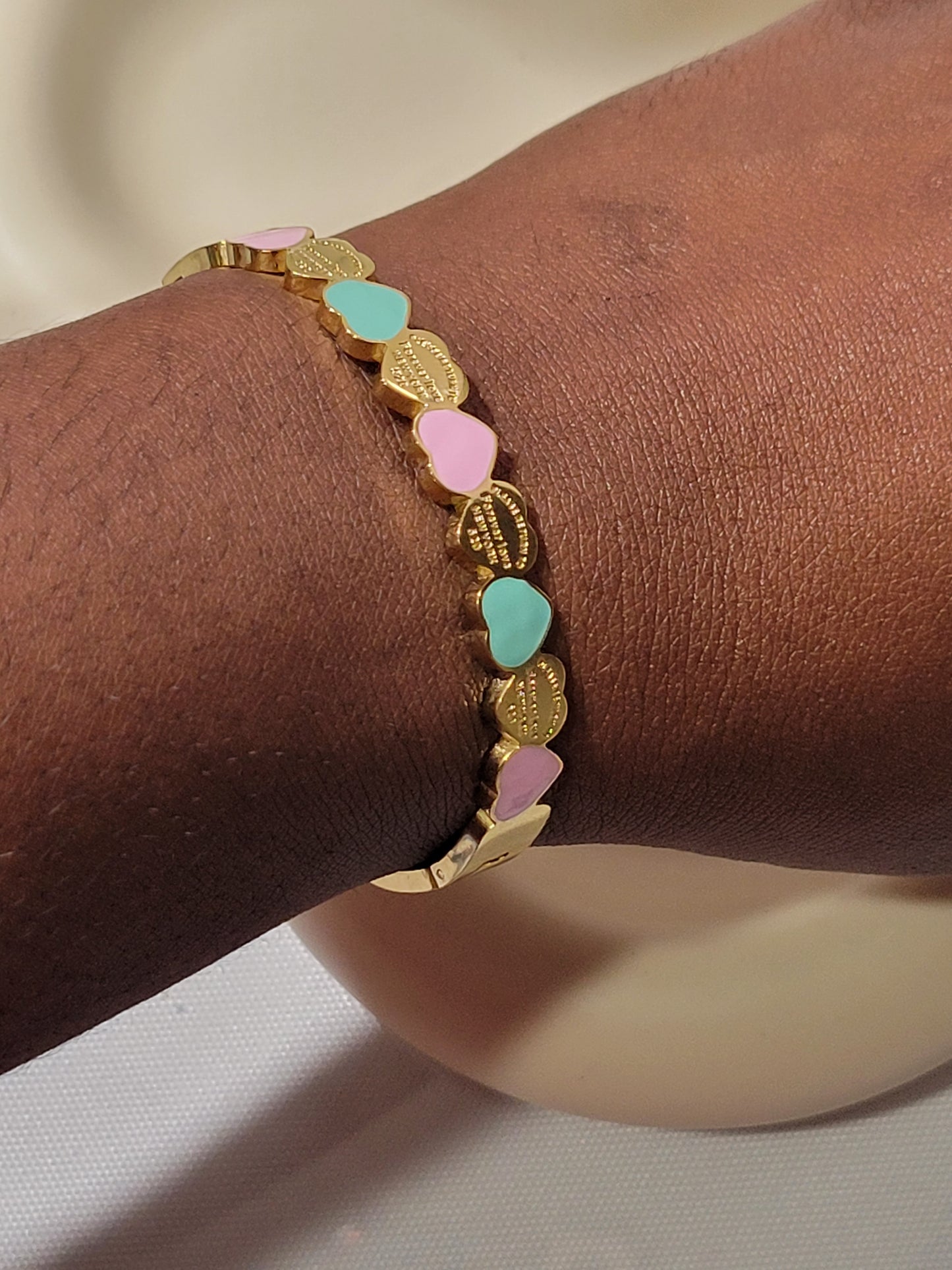 ALL HEARTS BRACELET