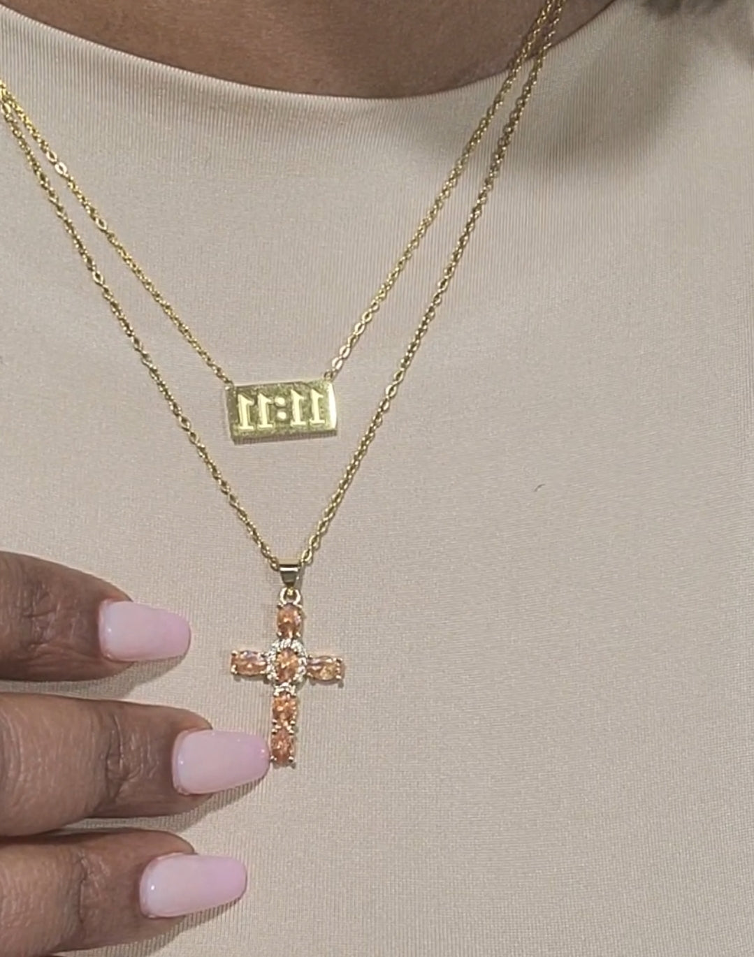 LUXURY CROSS PENDANT