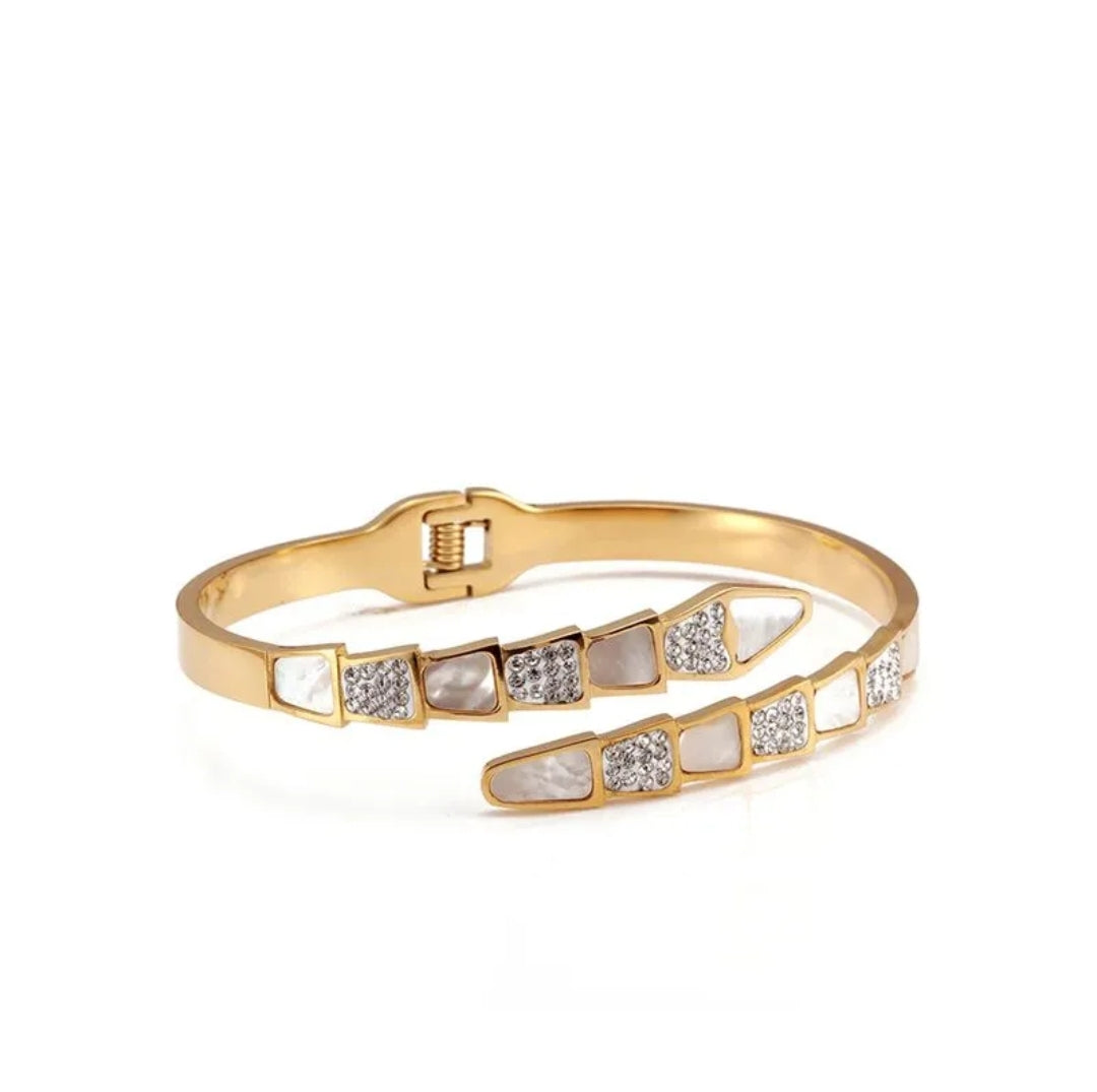 CRYSTAL CHARM BRACELET