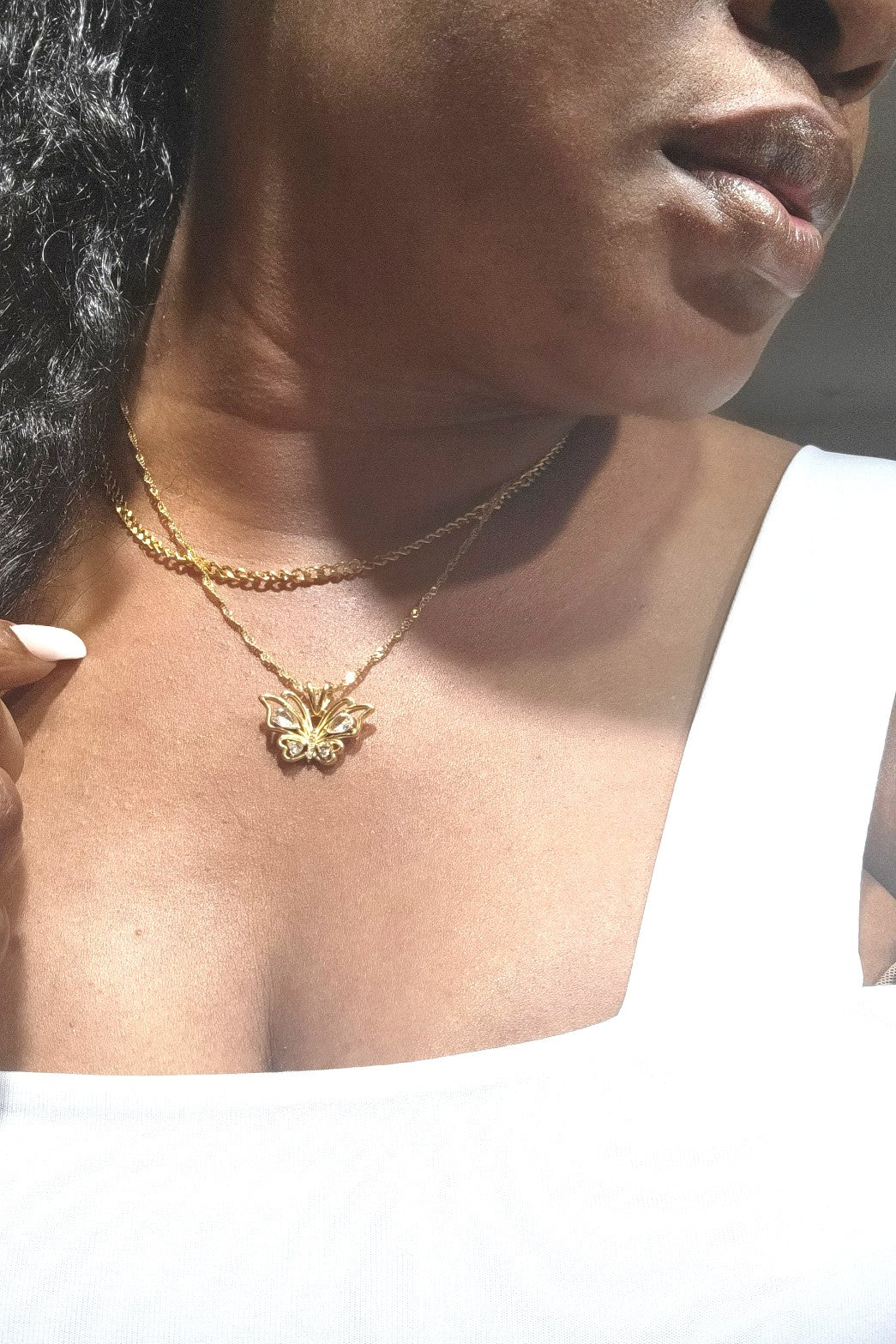 BUTTERFLY CHARM PENDANT NECKLACE