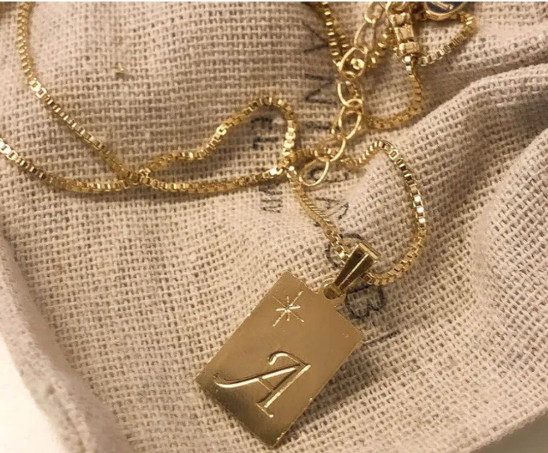 "STILL I RISE" INITIAL PENDANT NECKLACE