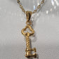 KEY CHARM NECLACE