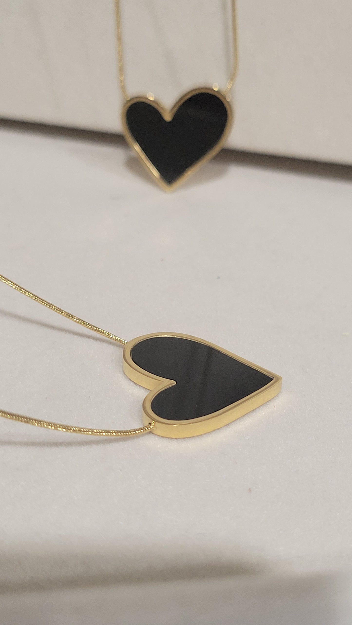 DANGLED LOVE CHARM NECKLACE