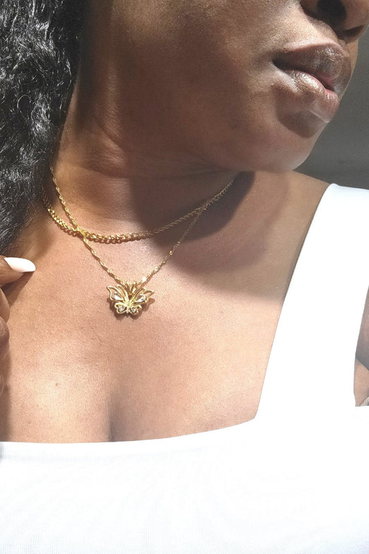 BUTTERFLY CHARM PENDANT NECKLACE