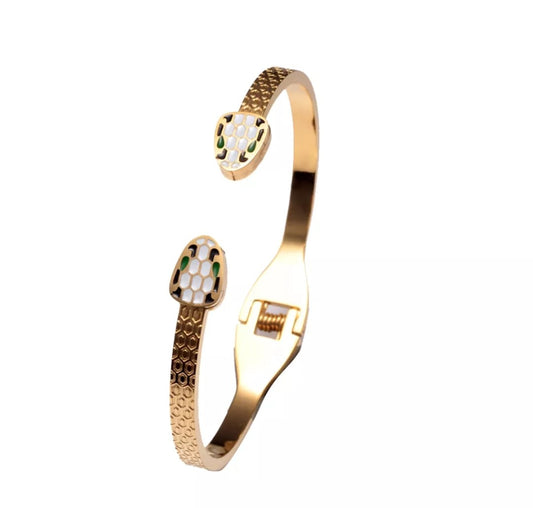 OPEN SNAKE CHARM BRACELET