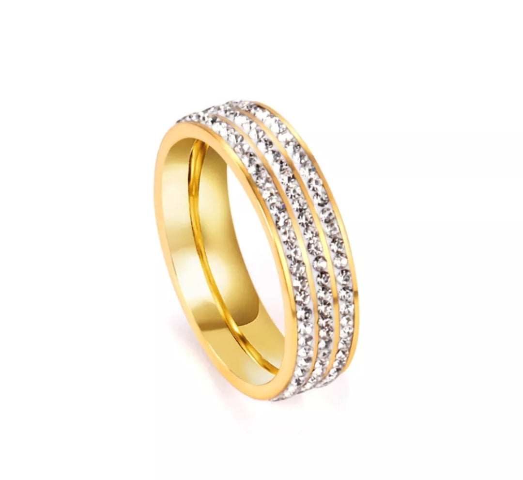 RIA CRYSTAL TRENDY RING